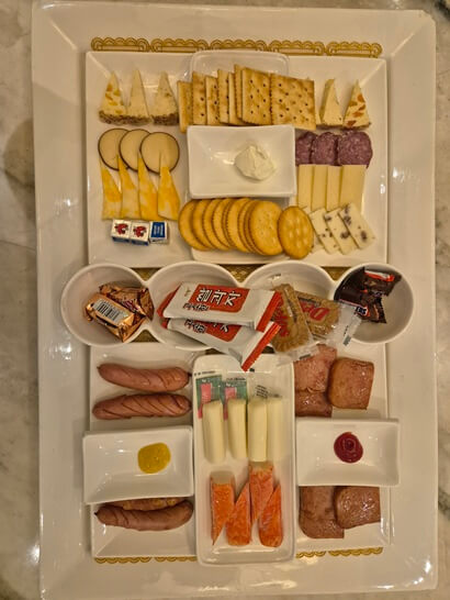 강남 멀리건 쩜오 치즈 크래커 플래터